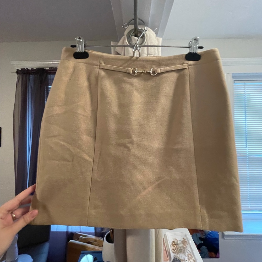 Tan business skirt with gold detailing